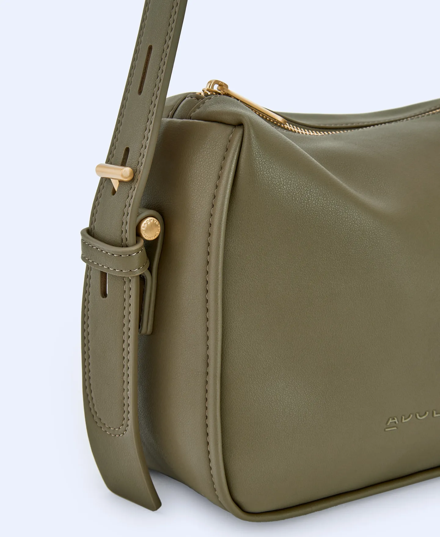 Adolfo Dominguez Bolsos>Bandolera Mediana En Poliester Reciclado Verde Oscuro