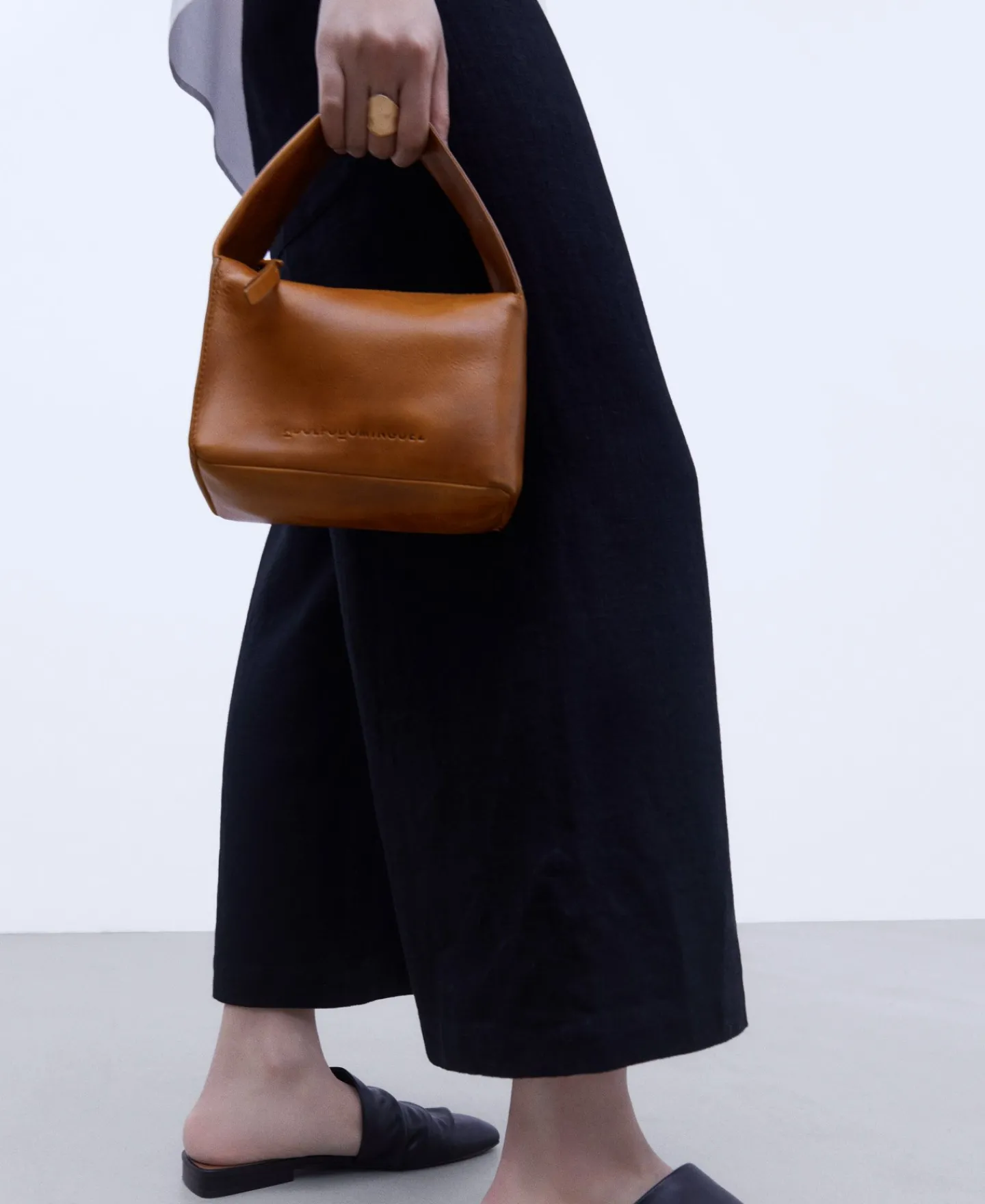 Adolfo Dominguez Bolsos>Bandolera Mini En Piel Craquelada Amarillo