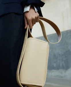 Adolfo Dominguez Bolsos><noscript><img width=