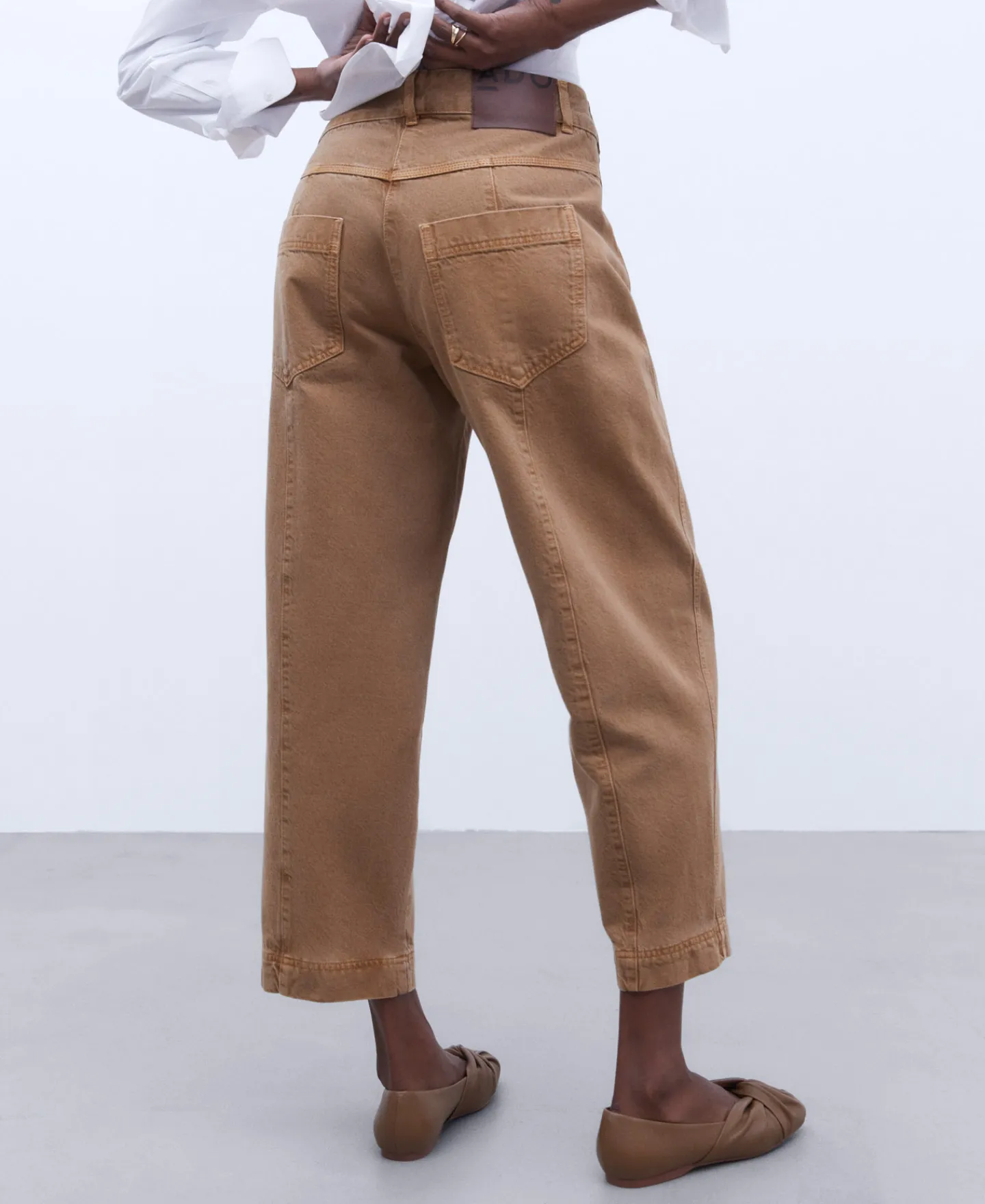 Adolfo Dominguez Pantalones>Pantalon Vaquero Carrot Fit Caramelo