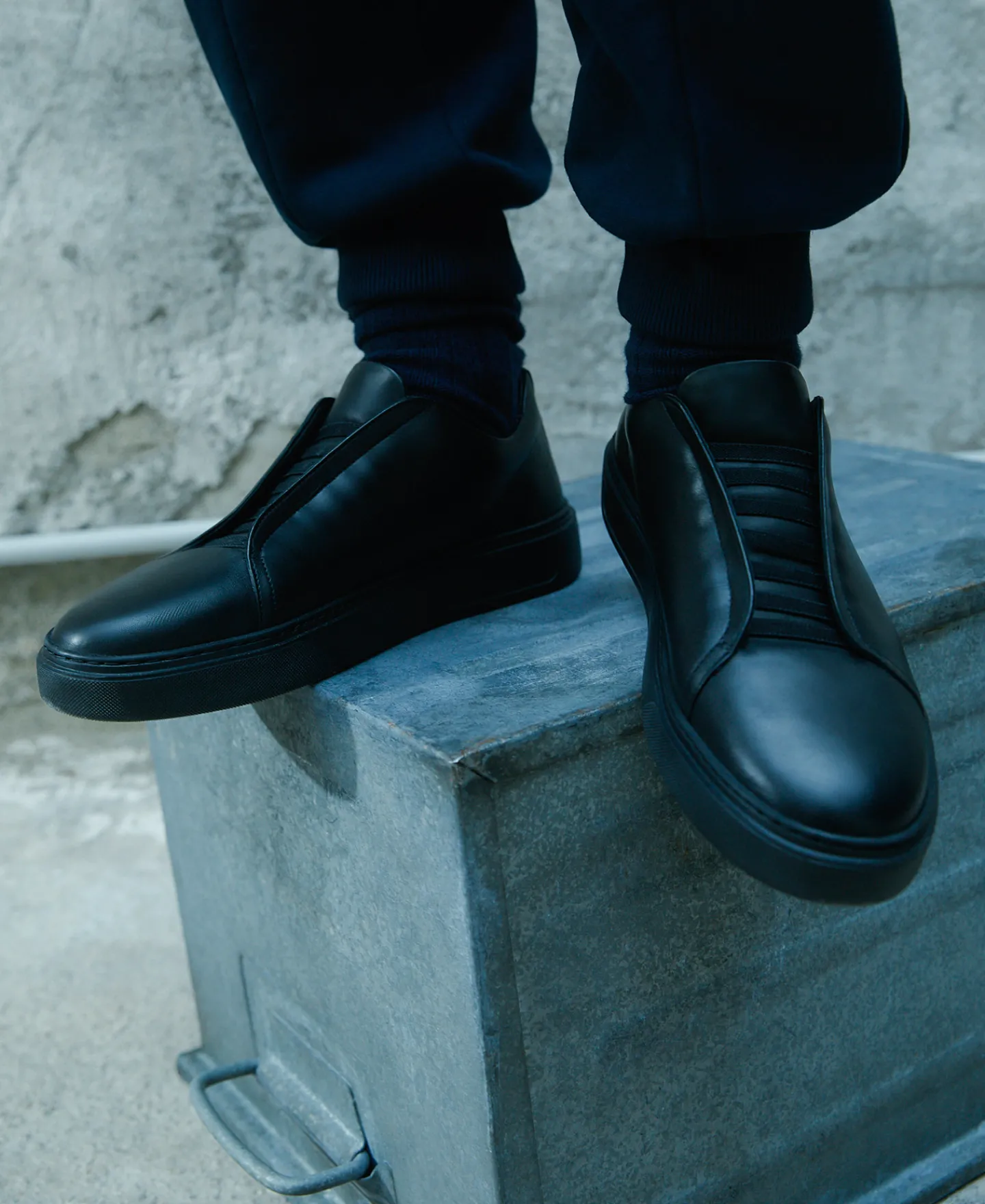 Adolfo Dominguez Zapatos>Zapatilla Deportiva Puntera Engomada Negro